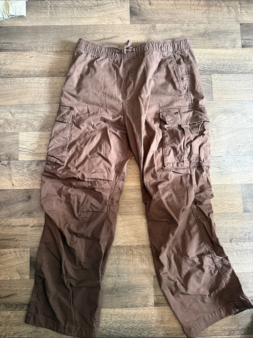 H&M Men's Cargo Pants in Brown with Drawstring Waist